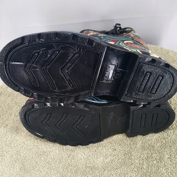 Nomad Paisley Rubber Rain Muck Buckle Boots Women's Size 9 Multi Color - Picture 10 of 11